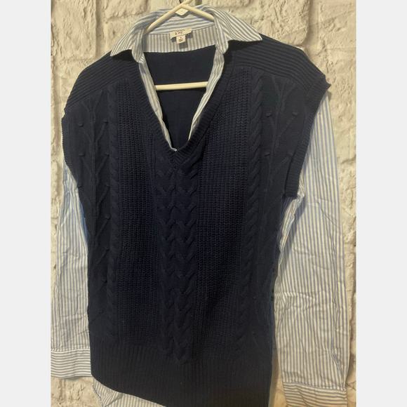 NEW Crown & Ivy Sweater Vest Shirt Small - Picture 7 of 12